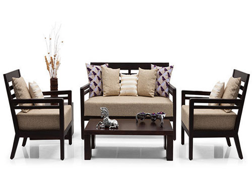 Không gian phòng khách đẳng cấp hơn với sofa gỗ